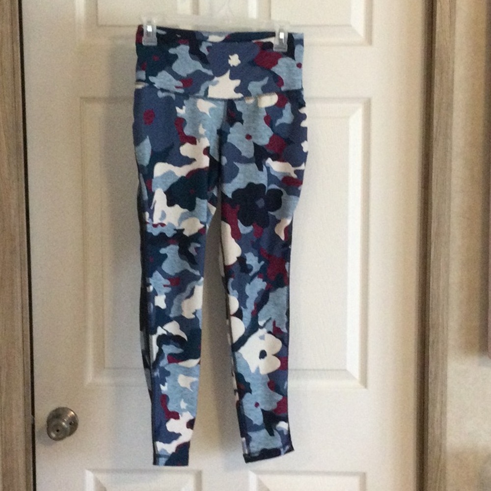 Old Navy Active Leggings Medium